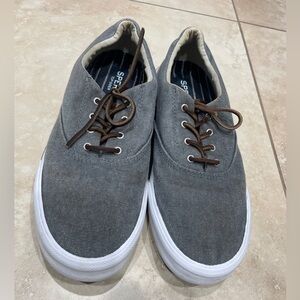 Sperry Men's Gray Classic Low Top Shoes Canvas Fashion Sneaker Shoes, SIZE 8.5M